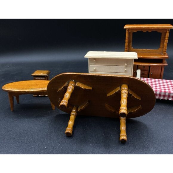 Lots 7 Miniature Dollhouse Bed Tables Buffet Dresser Nightstand  - Picture 9 of 16